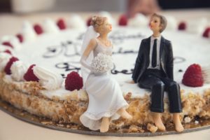 Wedding pie cake, couple figures